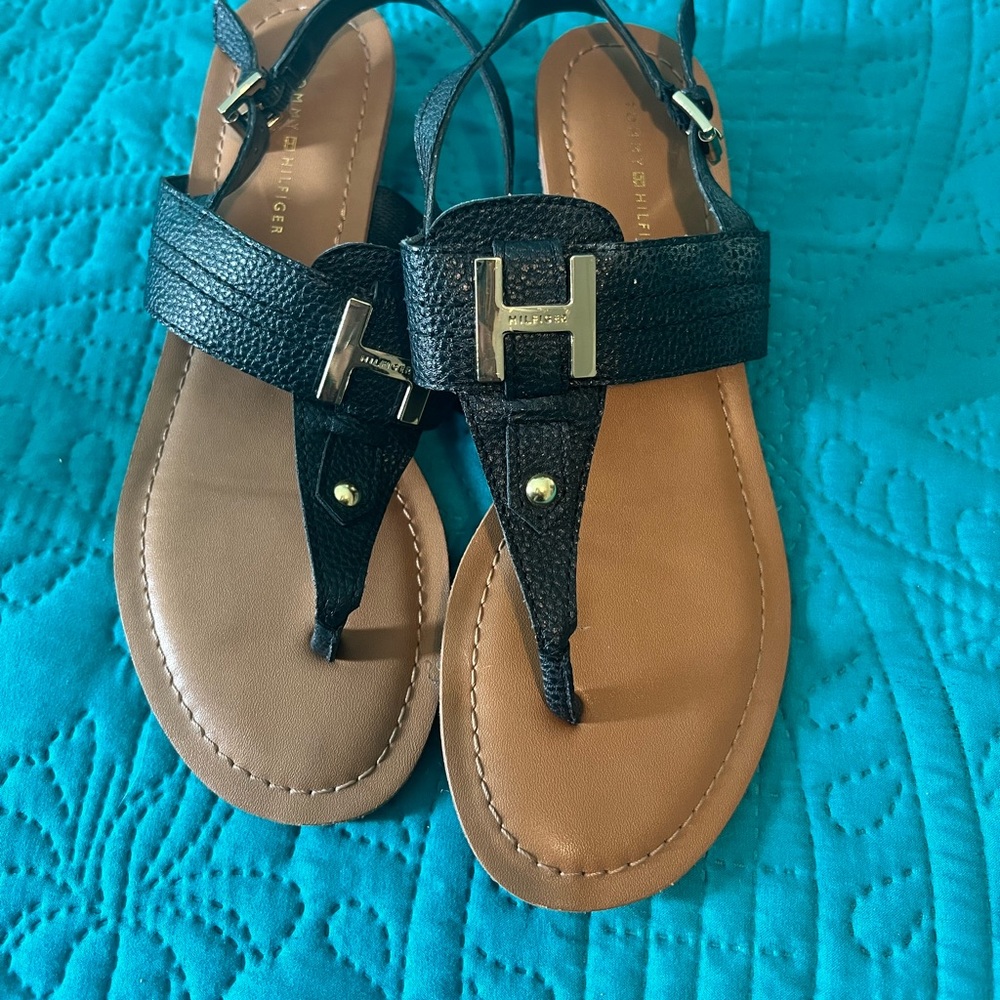 Tommy Hilfiger logo sandal